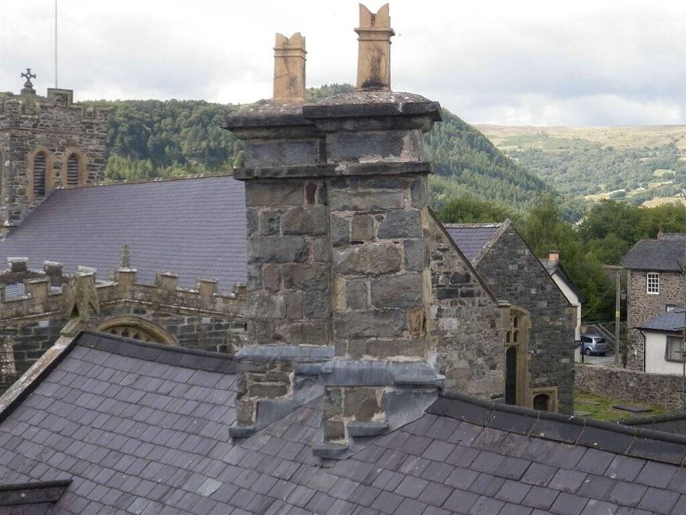 The Eagles Hotel Llanrwst Εξωτερικό φωτογραφία