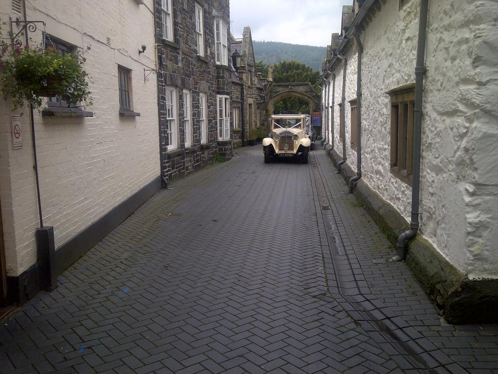 The Eagles Hotel Llanrwst Εξωτερικό φωτογραφία