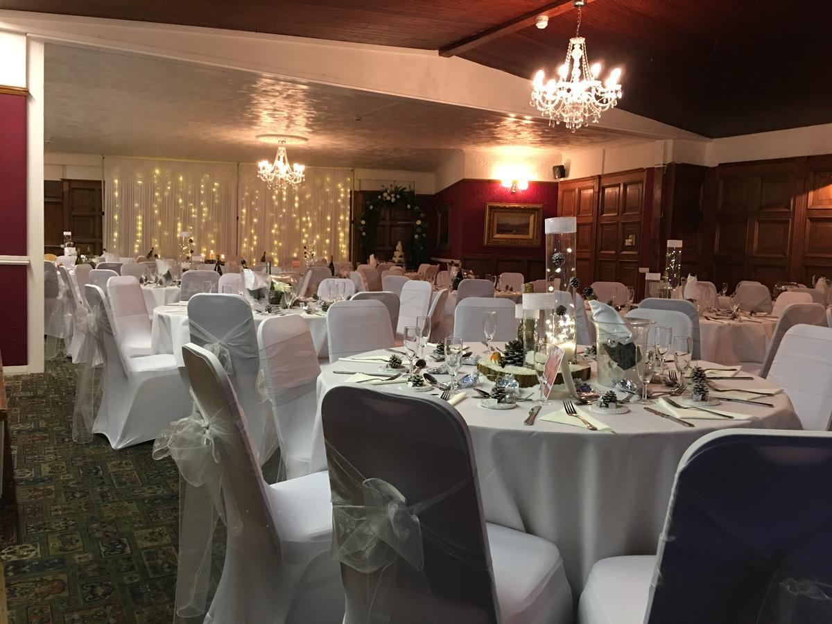 The Eagles Hotel Llanrwst Εξωτερικό φωτογραφία